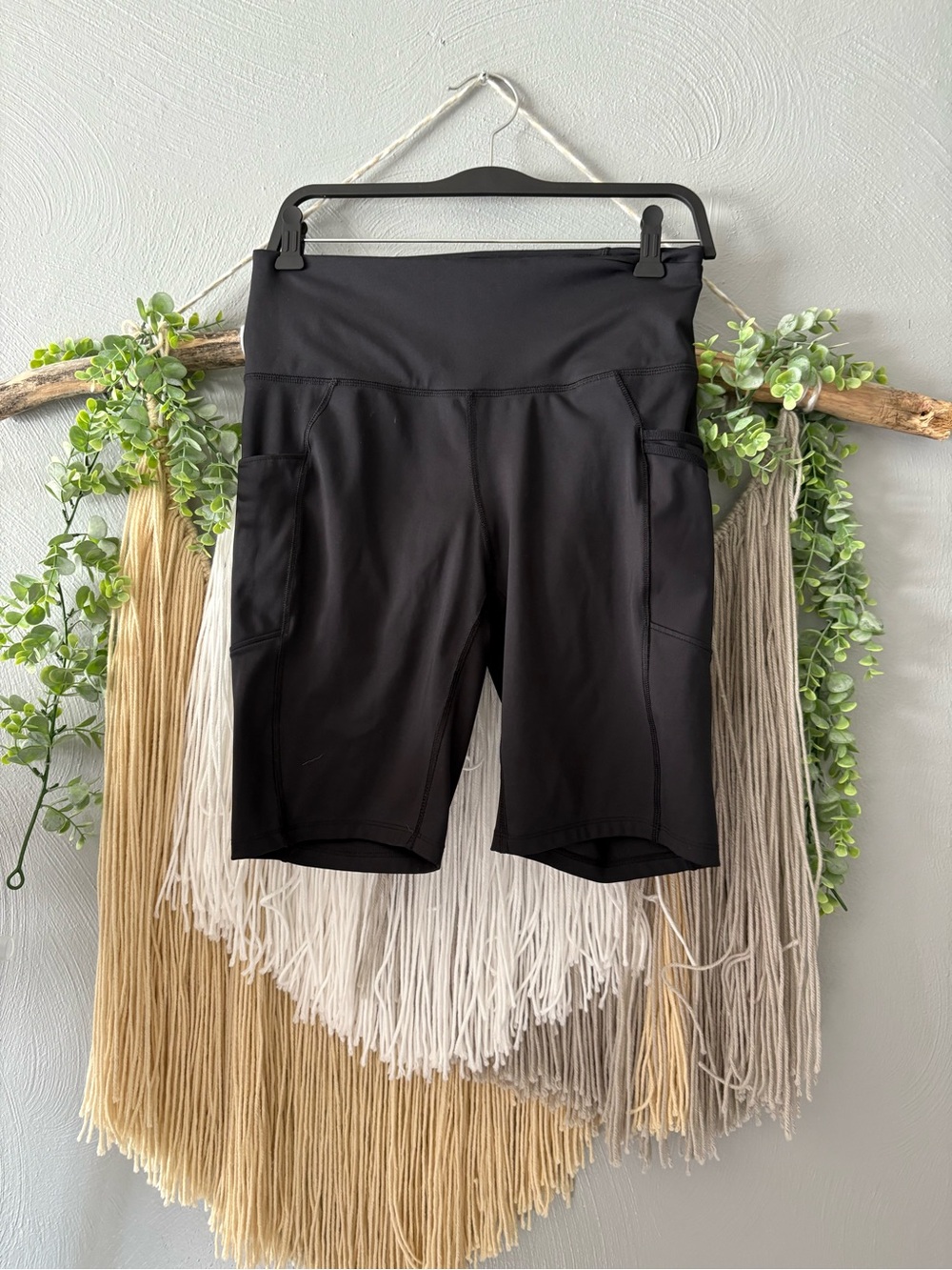 Columbia Black High-Rise Bike Shorts with Side Pockets